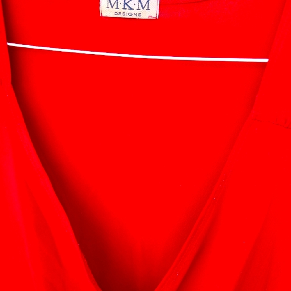 MKM designsl small top